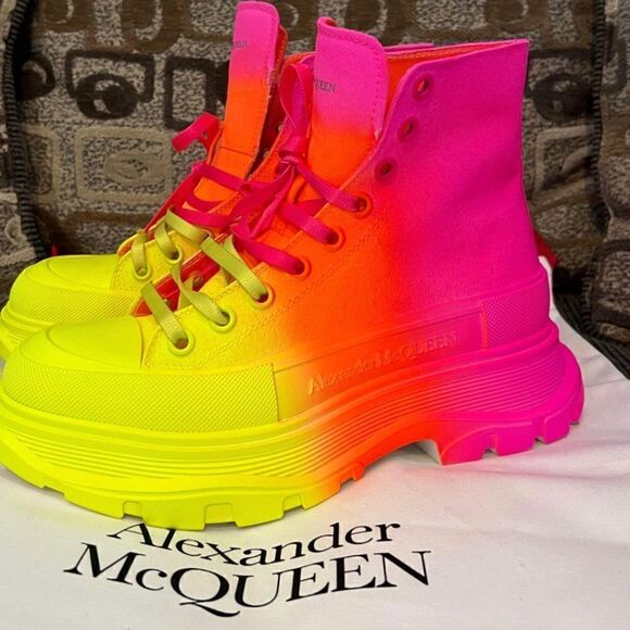 Authentic Alexander McQueen Sneakers - Picture 1 of 10